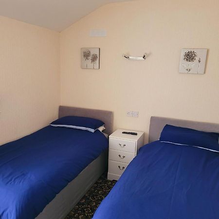The Clevedon Bed & Breakfast Blackpool Exterior photo