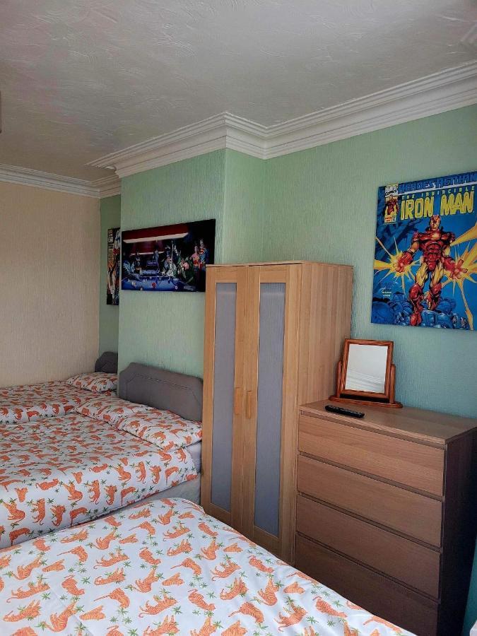 The Clevedon Bed & Breakfast Blackpool Exterior photo